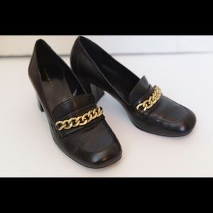 Tahari “Lulu” heel